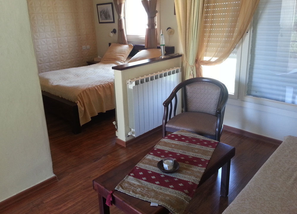 Safed Inn Экстерьер фото
